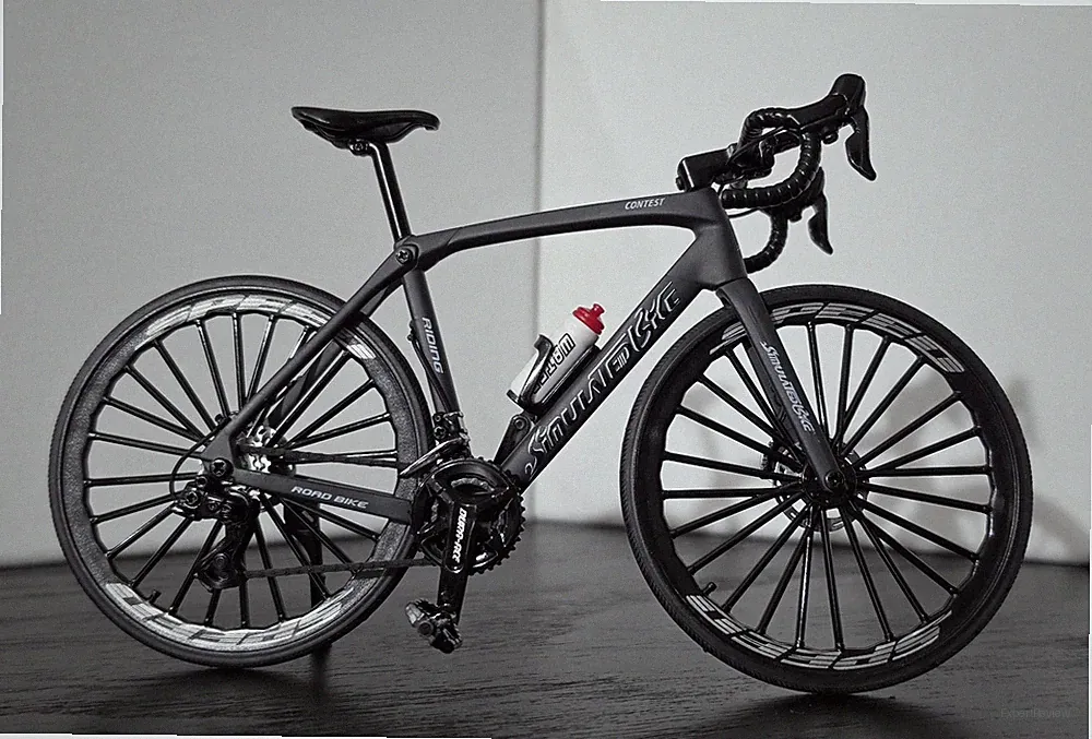 Action Speed Road Bike Model - Realistic Mini Racing Bicycle, 1:6 Scale Die-Cast